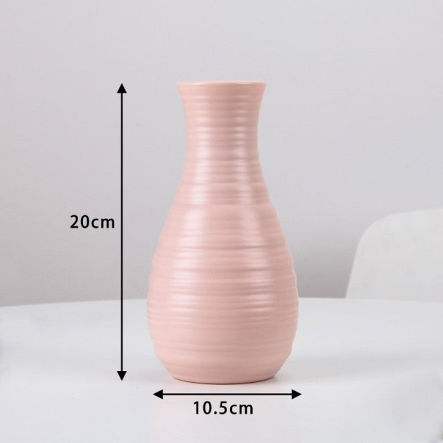 Modern vase - Pure Daily Needs